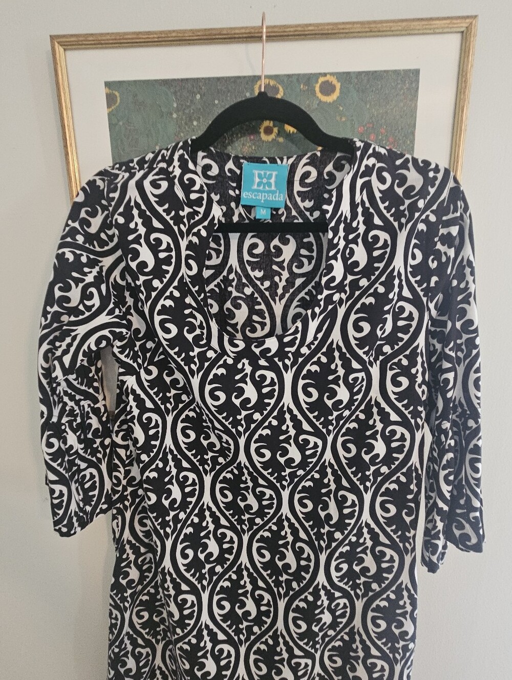 escapada Black & White Scroll-Print Mini Dress
